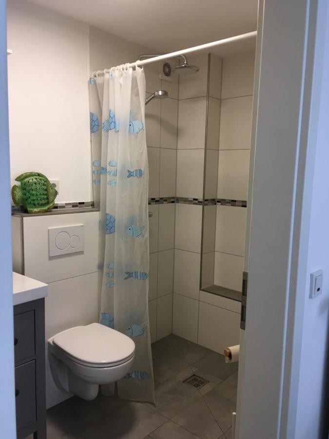 Moderne Wohnung Mit Studio In Bauernhausscheune Am See Biersdorf Extérieur photo